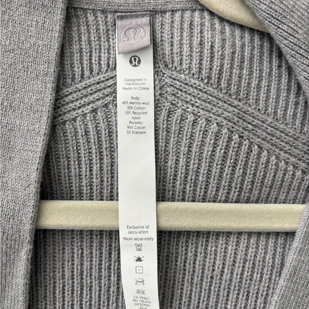 Lululemon Gray Women's Open Front Cardigan Sweater Size 6 - - Picture 3 of 4